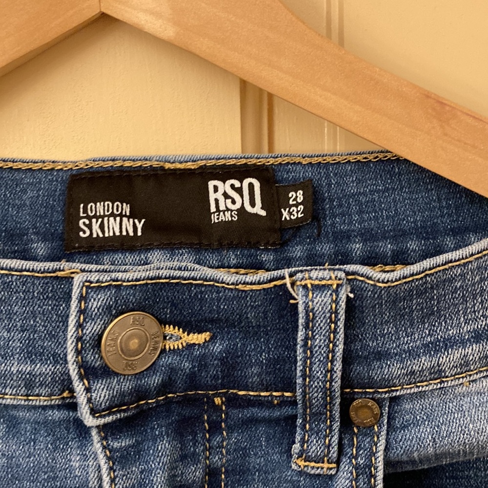 RSQ Boys Blue Jeans Size 28W 32L - Picture 2 of 3